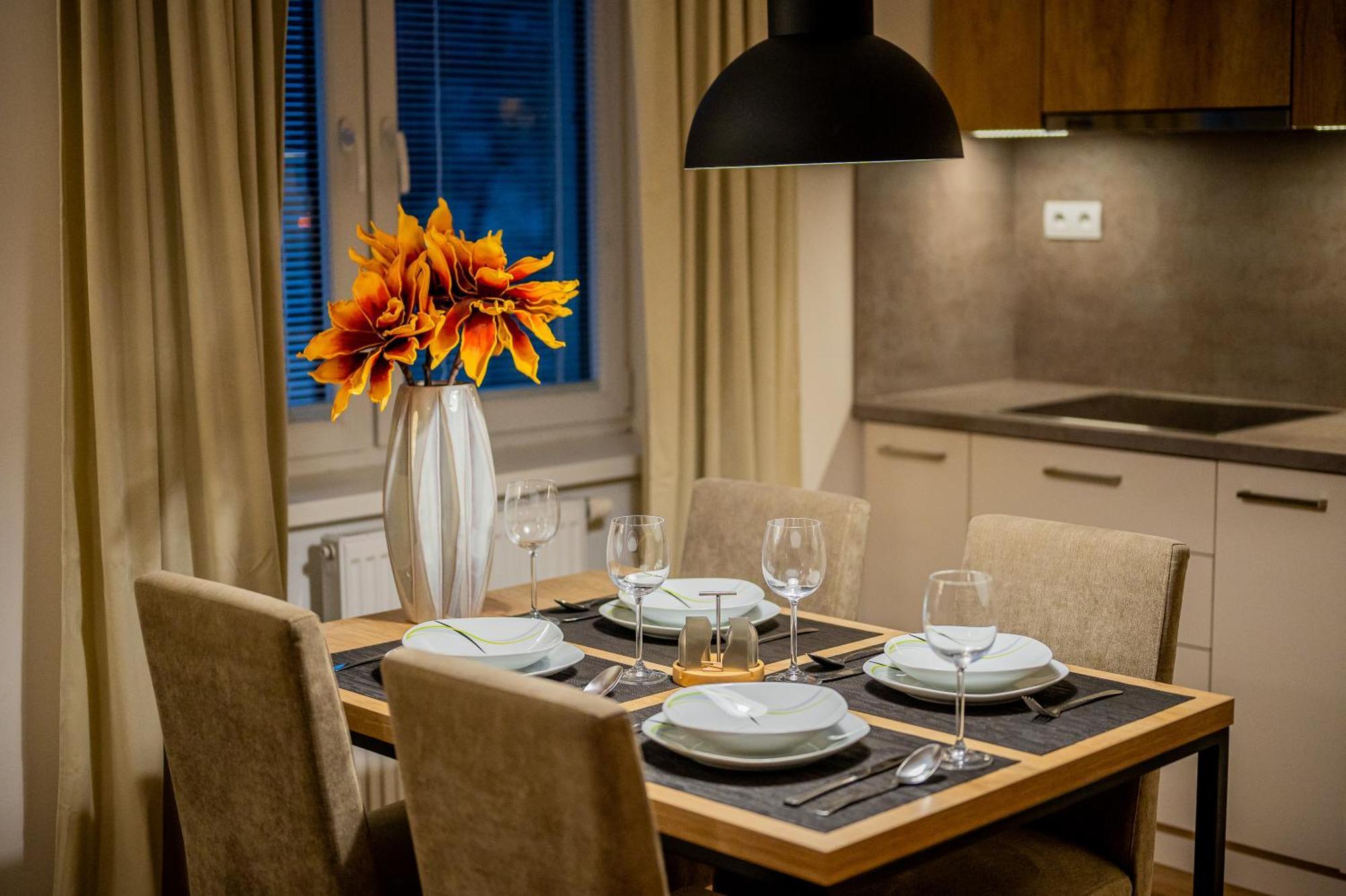 Old Town City Center Apartment 1 - Private Parking Included Кошице Екстериор снимка