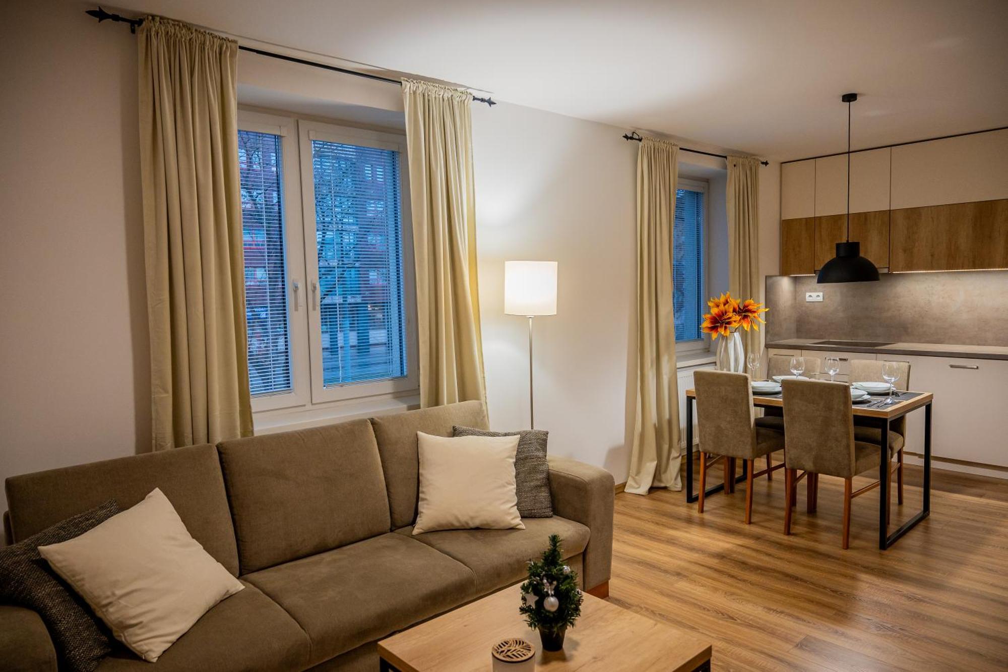 Old Town City Center Apartment 1 - Private Parking Included Кошице Екстериор снимка