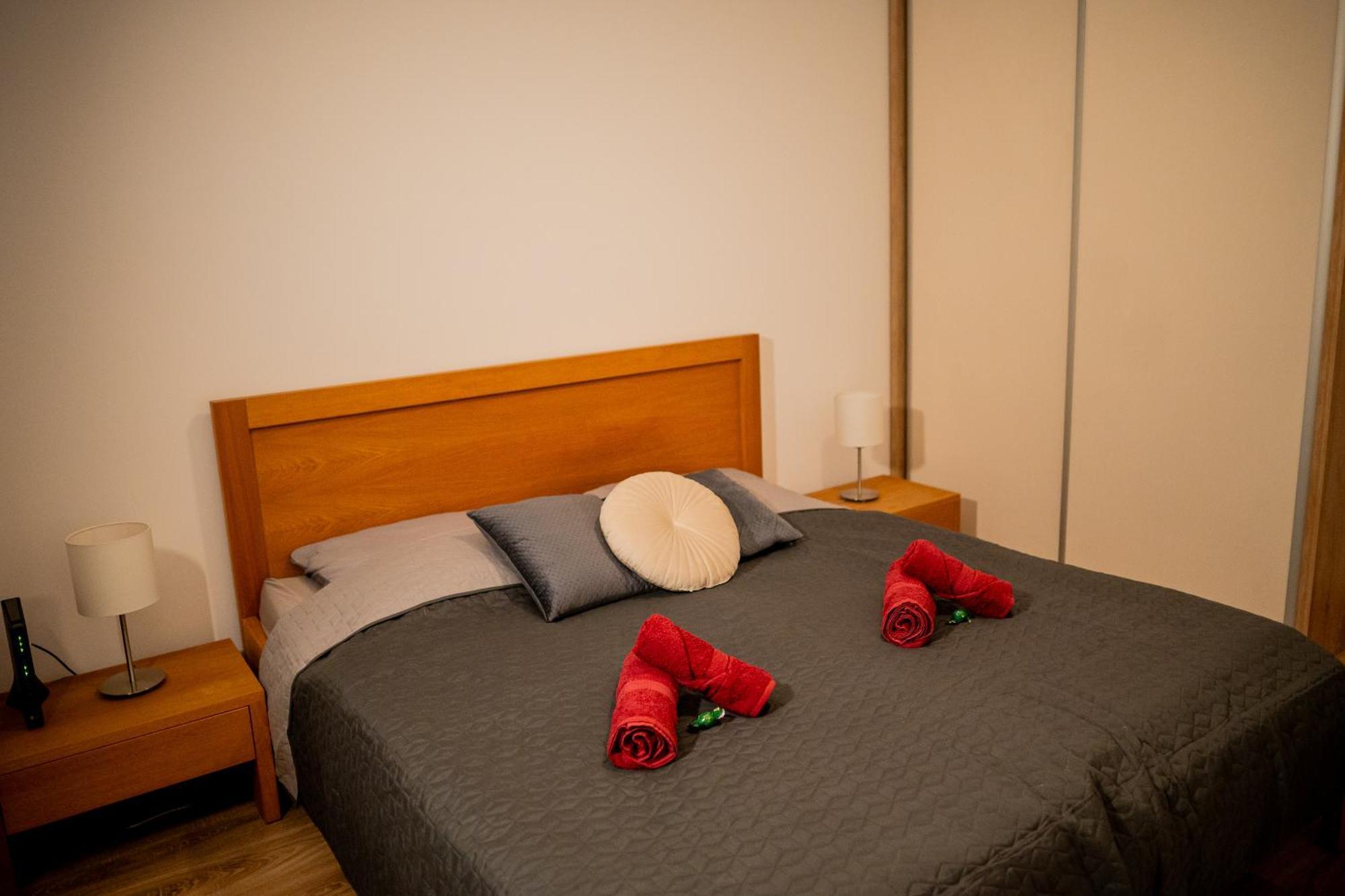 Old Town City Center Apartment 1 - Private Parking Included Кошице Екстериор снимка