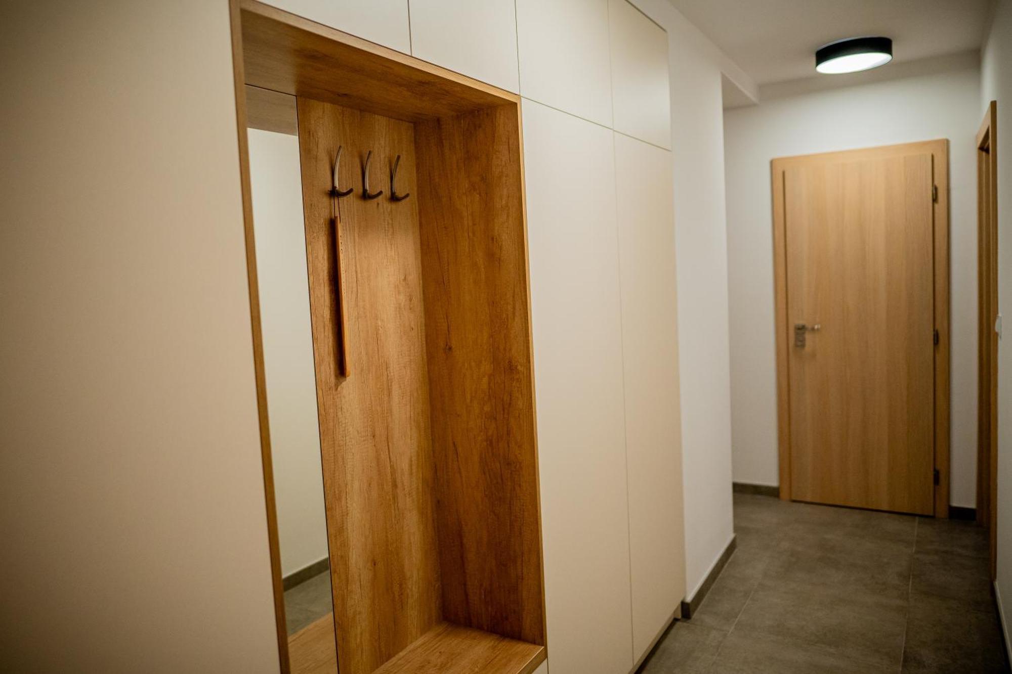 Old Town City Center Apartment 1 - Private Parking Included Кошице Екстериор снимка