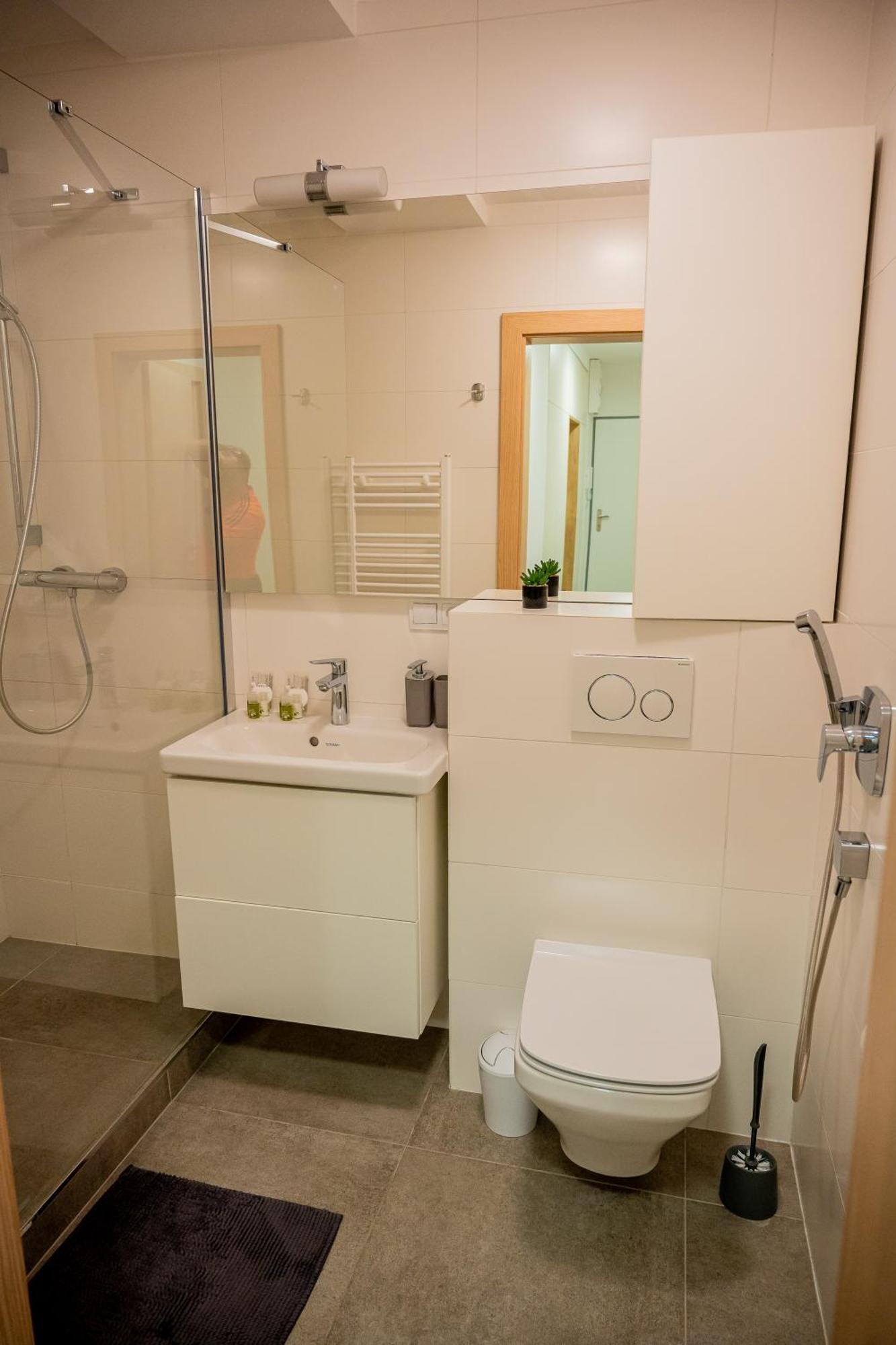 Old Town City Center Apartment 1 - Private Parking Included Кошице Екстериор снимка