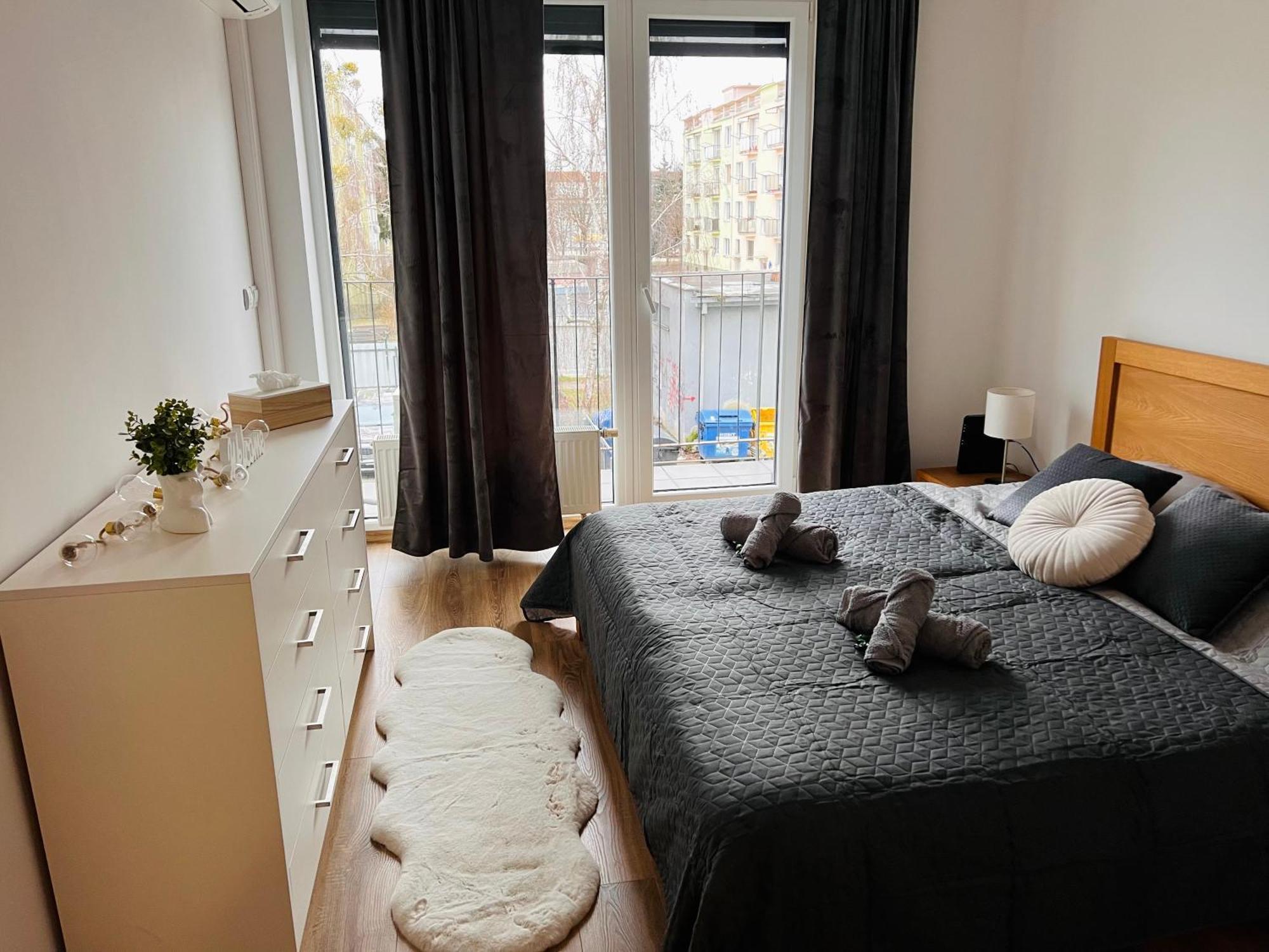 Old Town City Center Apartment 1 - Private Parking Included Кошице Екстериор снимка